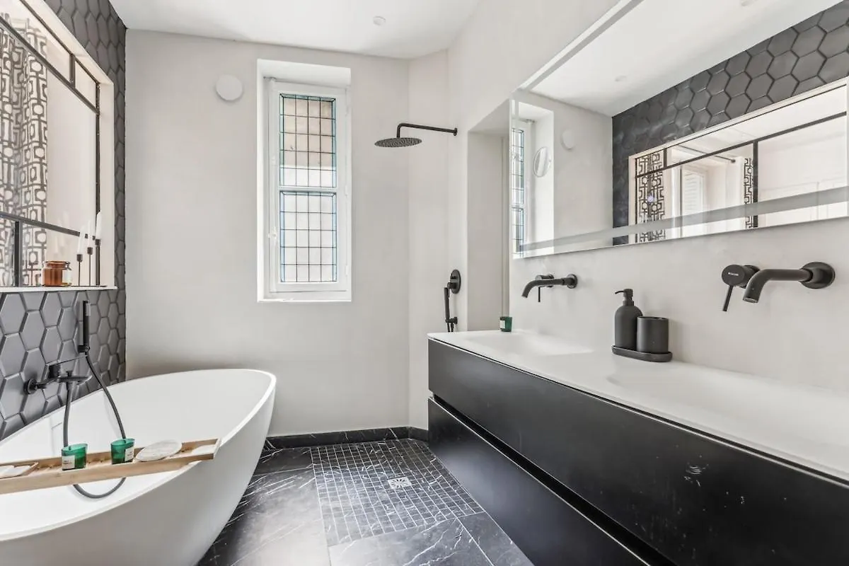 Le Palace Sacre Coeur By Ecoflats Paris Apartment